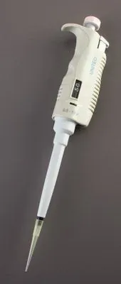 Variable Volume Micropipette 20 to 200 μL