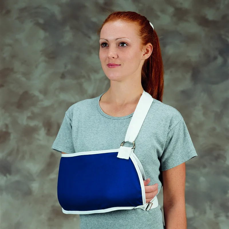 Shoulder Immobilizer DeRoyal® Medium Canvas Buckle Closure