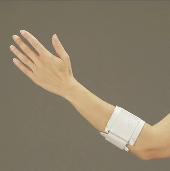 Elbow Support DeRoyal® Large Hook and Loop Strap Closure Tennis Elbow Strap Left or Right Elbow 3 X 11 Inch White