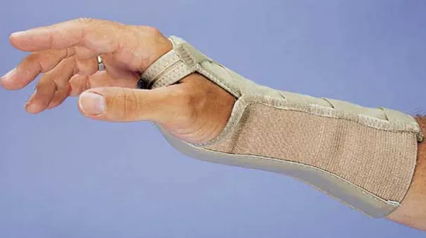 Wrist Splint Comforter™ Fabric / Metal / Neoprene Right Hand Beige Large