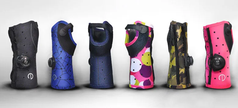 Wrist Brace with Boa® Exos® Thermoformable Polymer / Nylon Left Hand Polka Dot Print Small