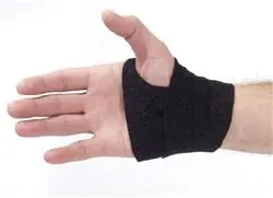 Wrist Support Freedom® Comfort™ Wrap Low Profile Fabrifoam® Right Hand Black One Size Fits Most